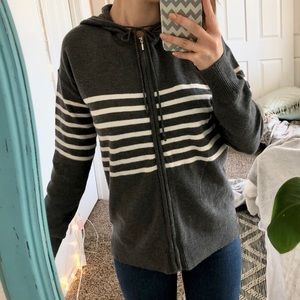 NWOT Gap Gray White Stripe Zip Hoodie